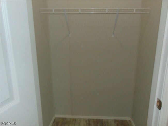 Building Photo - 1445 N Bridge St