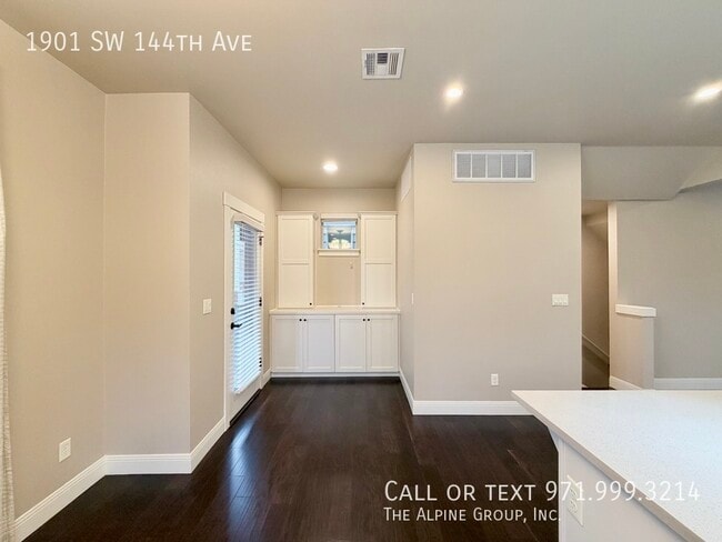 Building Photo - 1901 SW 144th Ave