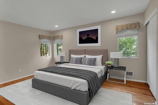 Building Photo - 3049 Clubhouse Rd