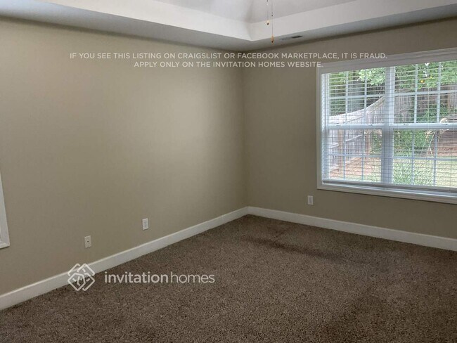 Building Photo - 26 Fenway Ct