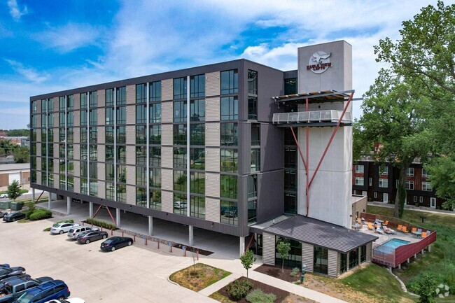 Building Photo - Eagle View Lofts