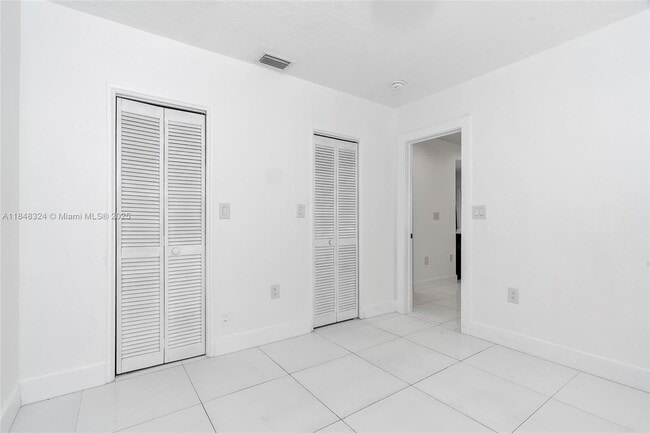 Building Photo - 766 NW 45th St