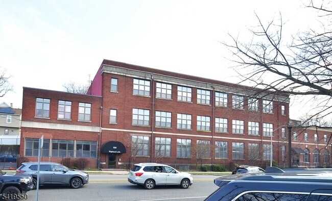 Building Photo - 350 Scotland Rd