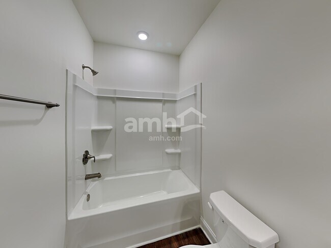 Building Photo - 6207 Bridlewood Ln