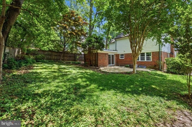 Building Photo - 5605 Wood Way