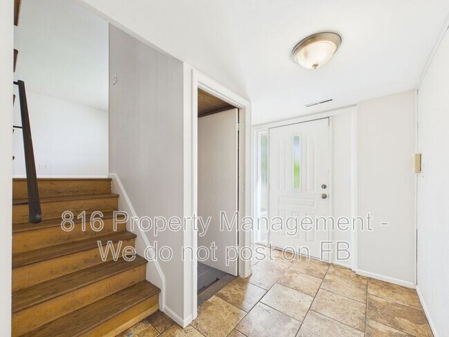 Building Photo - 7800 E 91 St