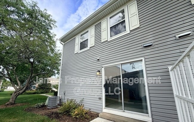 Building Photo - 1062 Hampton Harbor