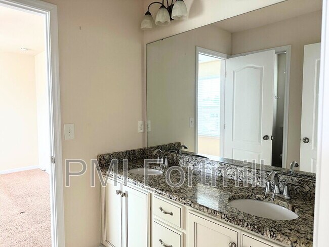 Building Photo - 961 Skywater Dr
