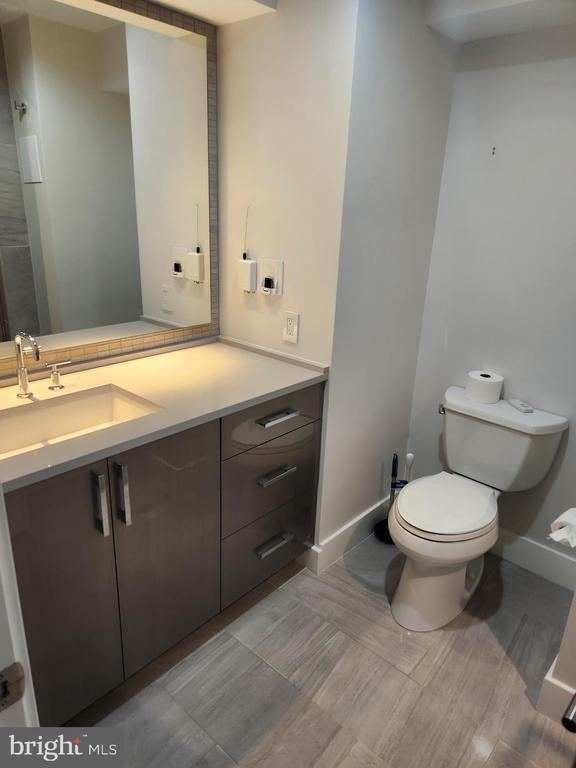 Building Photo - 900 N Stafford St