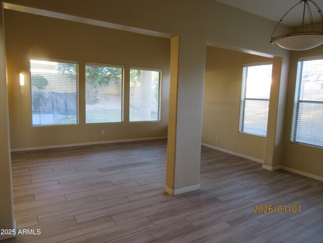 Building Photo - 7748 E Manana Dr