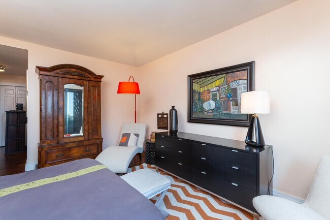 Building Photo - 2700 Virginia Ave NW