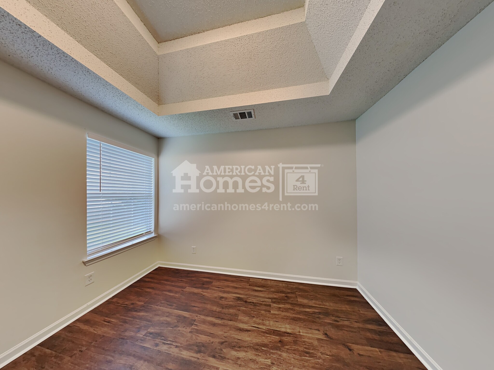 Building Photo - 915 Brisley Cir