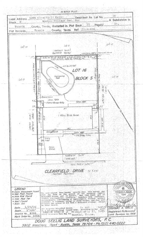 Building Photo - 1300 Clearfield Dr