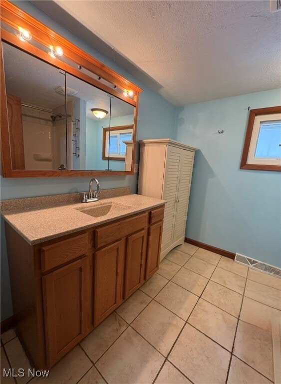 Building Photo - 2434 Saratoga Ave SW