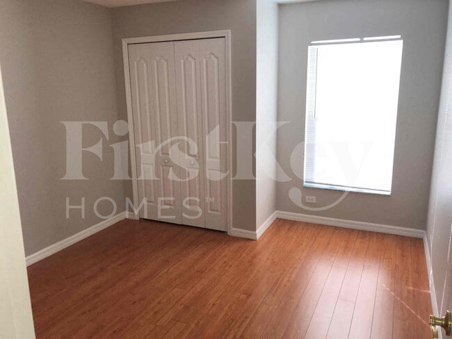 Building Photo - 1550 Golfside Village Blvd