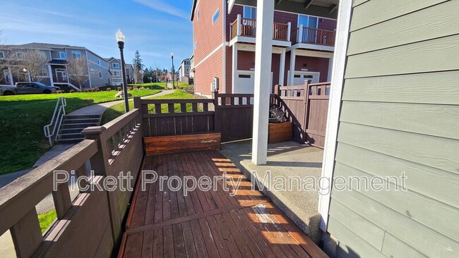 Building Photo - 2523 Filbert Ave