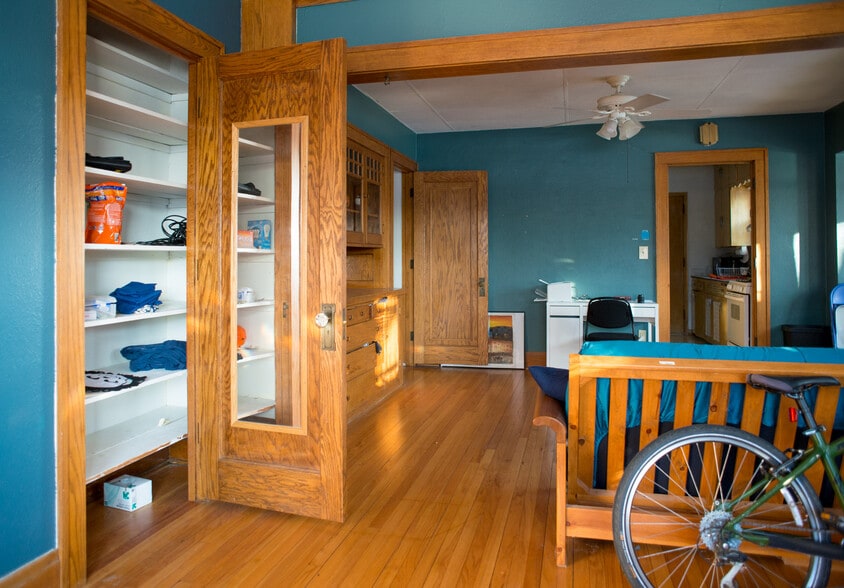 Check out those solid oak closet doors. - 430 E. Jefferson Street