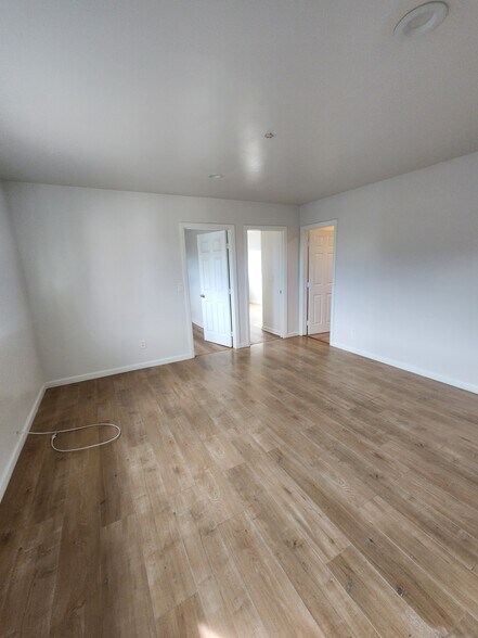 Building Photo - 4246 35th St