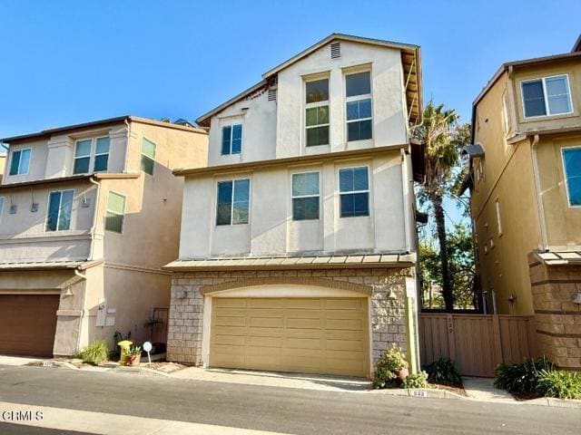 Building Photo - 533 E Port Hueneme Rd