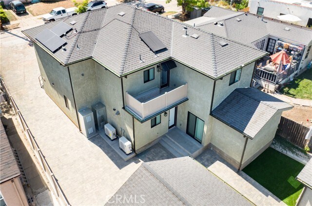 Building Photo - 4038 Somers Ave