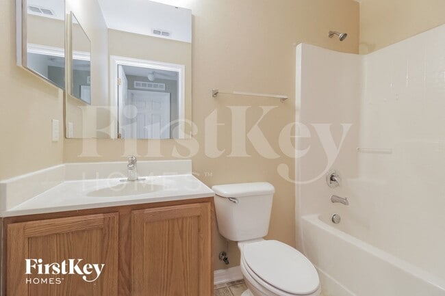 Building Photo - 2684 Whispering Trails Dr