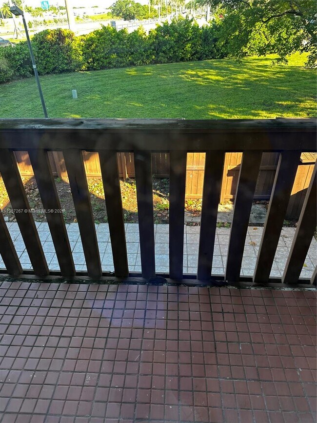 Building Photo - 6201 SW 116th Pl