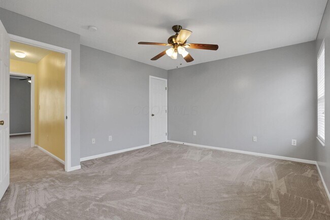 Building Photo - 243 Oxford Oak Dr