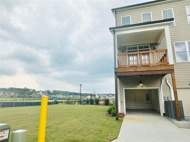 Building Photo - 554 Sawnee Dr