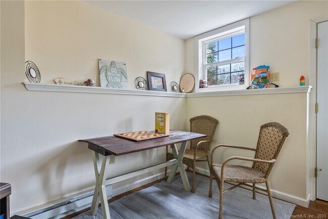 Building Photo - 33 Marshfield Rd