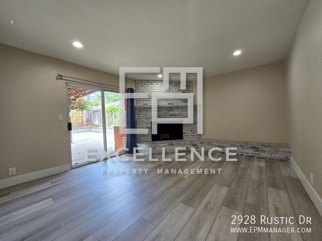Building Photo - 2928 Rustic Dr
