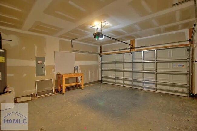 Building Photo - 39 Blueberry Ct NE