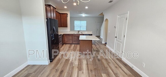 Building Photo - 7712 Rigby St