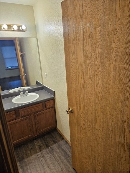 Building Photo - 322 Sadie Ln