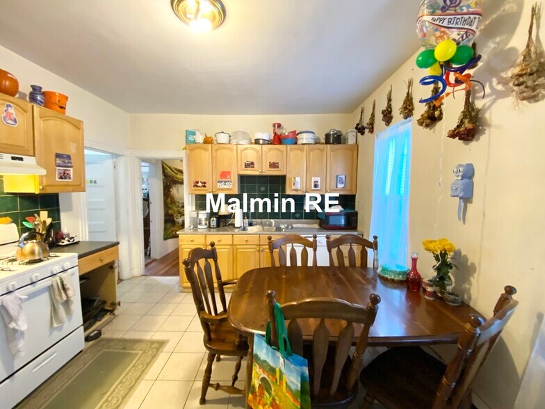 Primary Photo - 34 Darling St