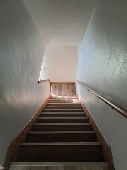 Building Photo - 2025 Texas Ave