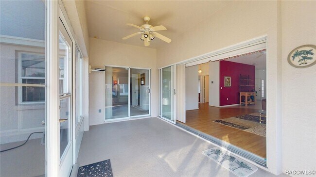 Building Photo - 761 W Sunbird Path