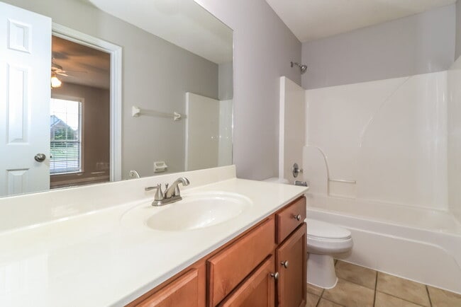 Building Photo - 4184 Destin Dr
