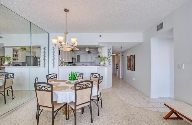 Building Photo - 8040 Sailboat Key Blvd S