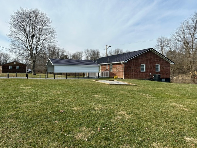 Building Photo - 31126 Old Stage Rd