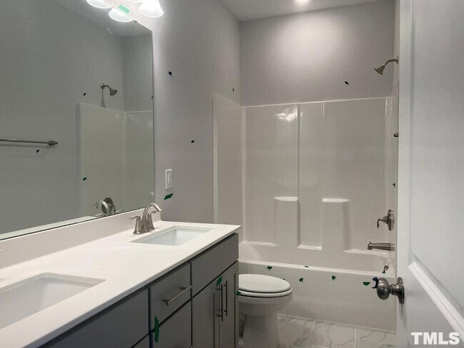 Building Photo - 365 Natsam Wds Wy