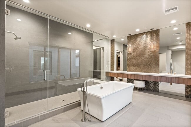 Building Photo - 11142 San Terrazo Pl