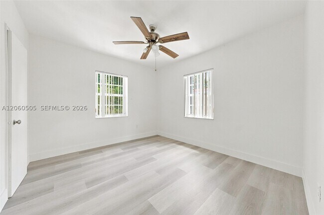 Building Photo - 596 NW 109th St
