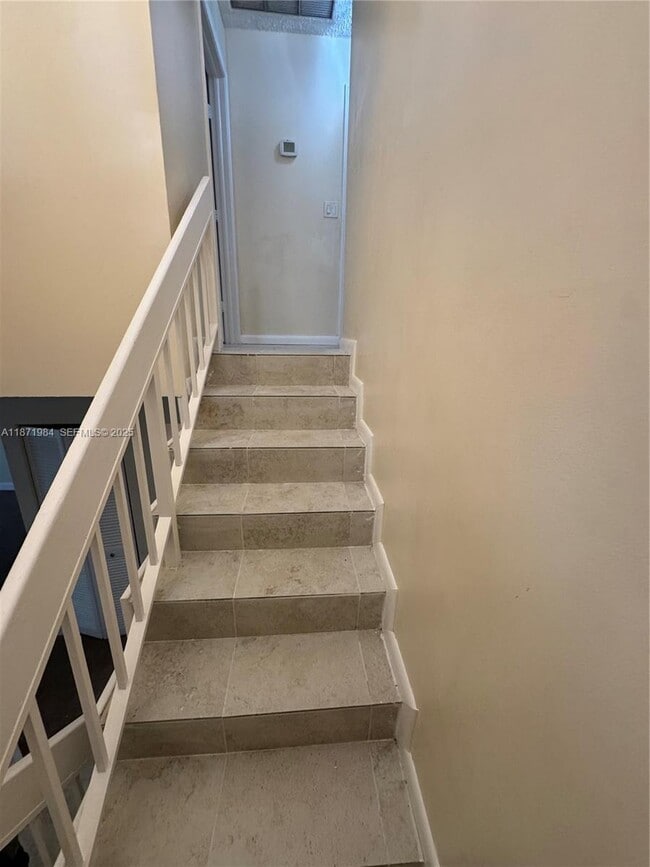 Building Photo - 6521 Racquet Club Dr