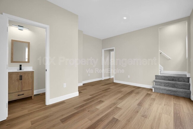 Building Photo - 555 Kimball Pl