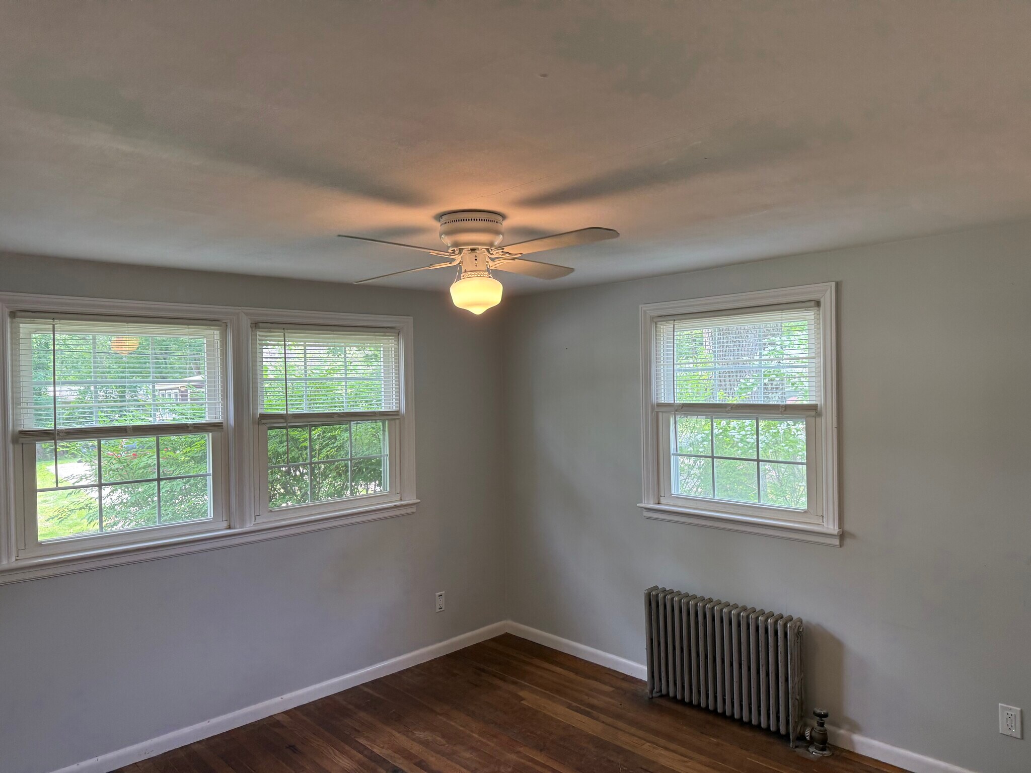 Bedroom 1 - 32 Mayflower Rd