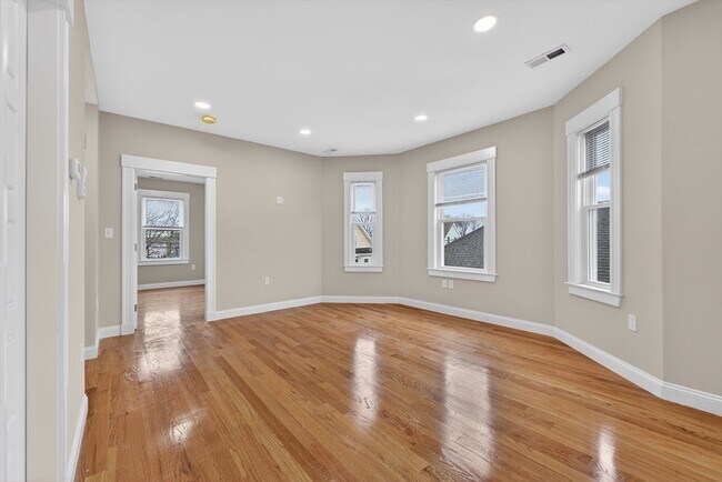 Building Photo - 42 Almont St