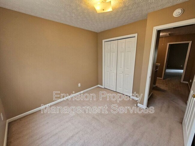 Building Photo - 6212 Reagan Chase