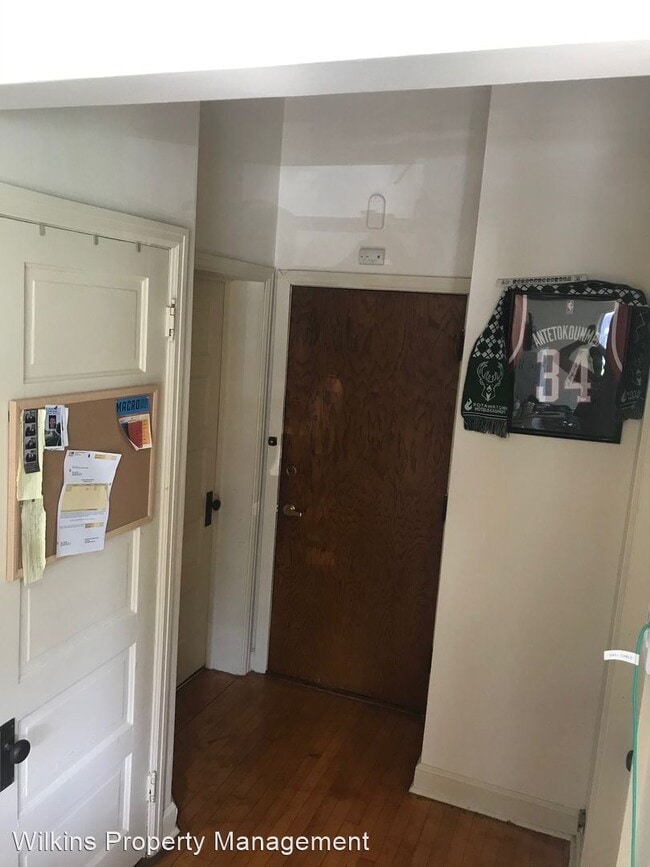 Building Photo - 1830 N Oakland Ave