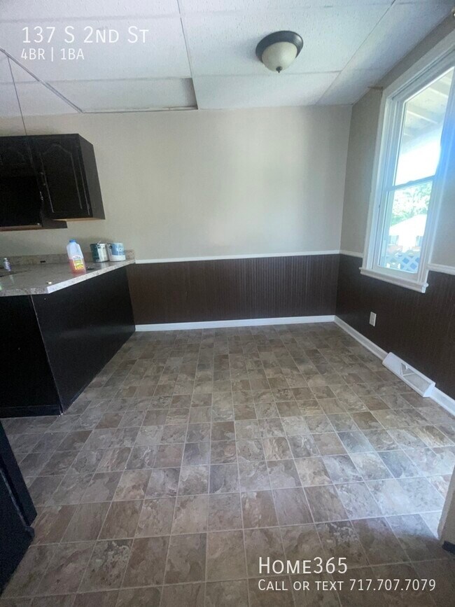 Great 4 bedroom home in Mt Wolf! 137 S Second St Mount Wolf PA 17347