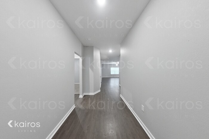 Building Photo - 108 Mayflower Cir